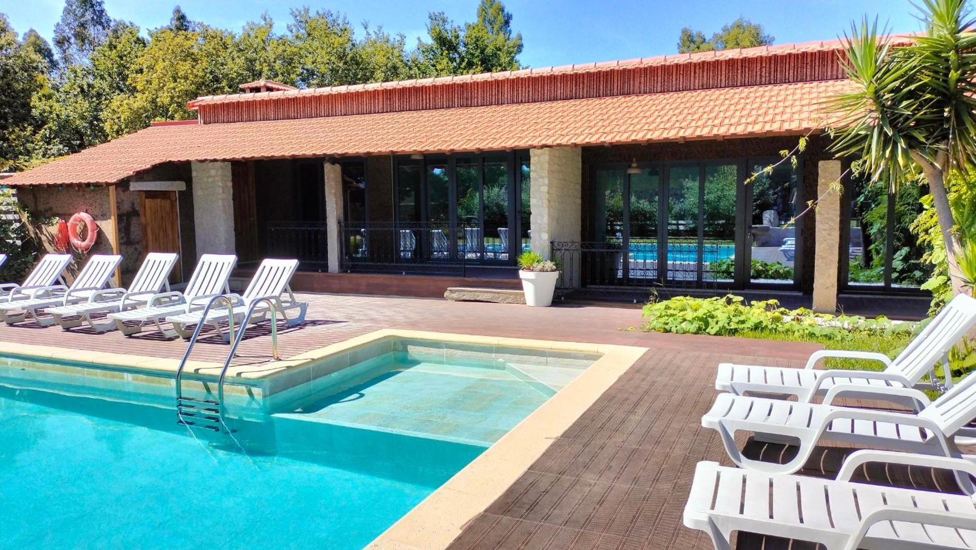 Quinta Padre Lobo Pension Santa Maria da Feira Buitenkant foto