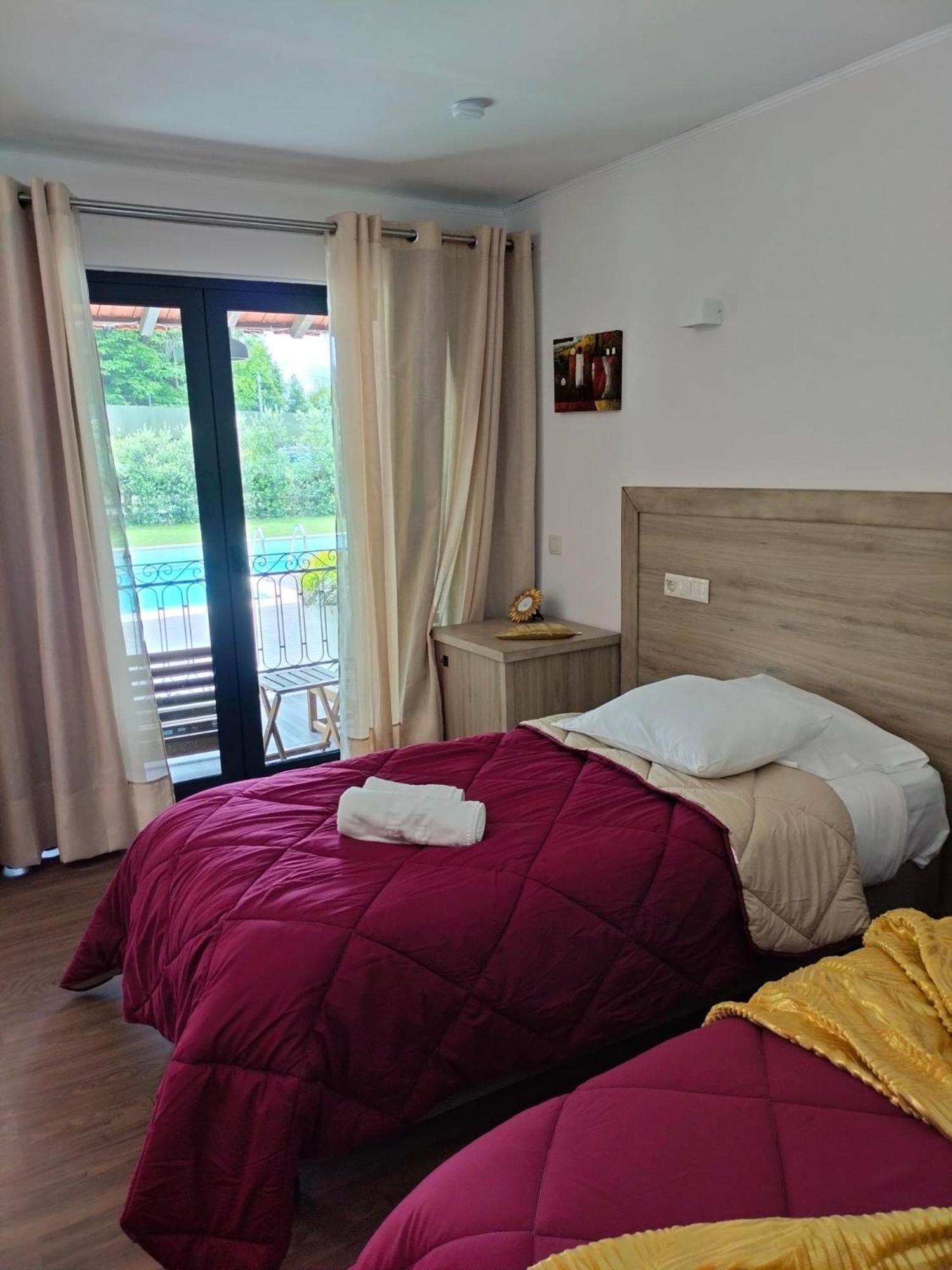 Quinta Padre Lobo Pension Santa Maria da Feira Kamer foto